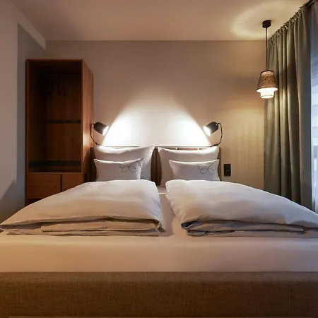 Hotel Cocoon