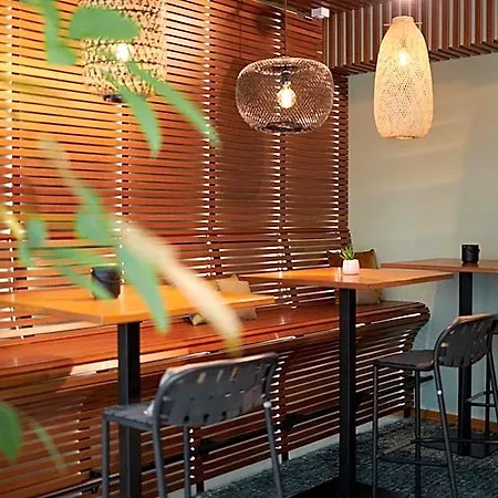 Cocoon Hauptbahnhof Ξενοδοχείο 4*