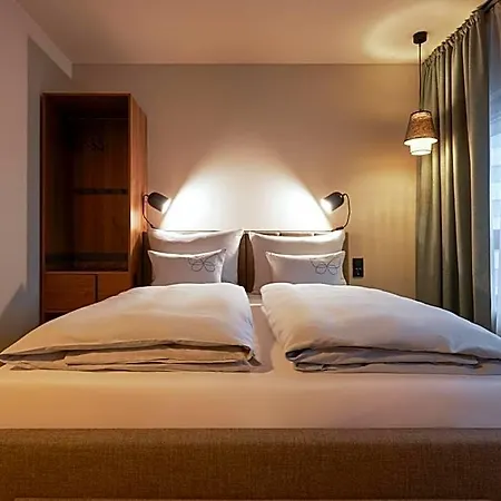 Cocoon Hauptbahnhof Hotel