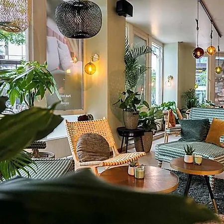 Hotel Cocoon Hauptbahnhof 4*
