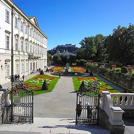 Cocoon Hauptbahnhof Salzburgo